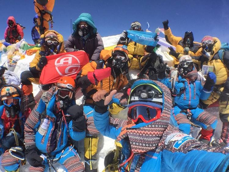 なすびさんエベレスト登頂おめでとう！！