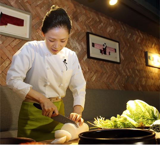 ミシュラン★★尹美月シェフが伝授する韓国伝統料理の旅