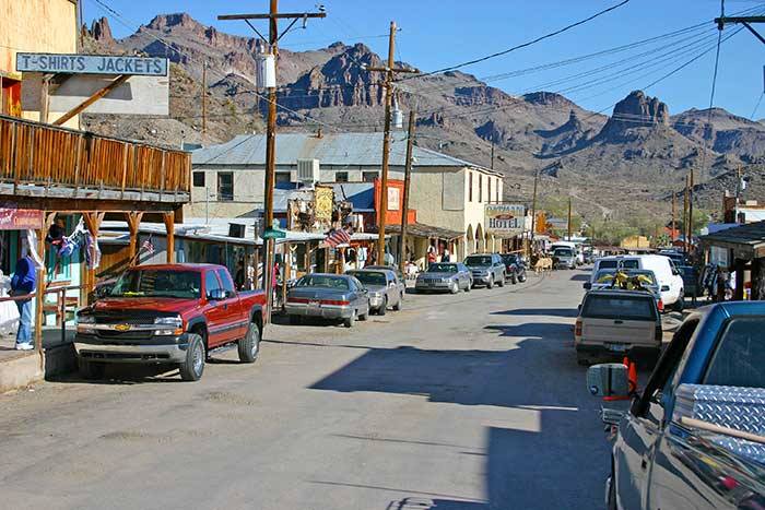 映画カーズの舞台かも！？グランドサークルで絶対に訪れて欲しい町『オートマン（Oatman）』